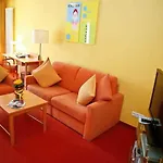 Aparthotel Hsh Mitte 4*