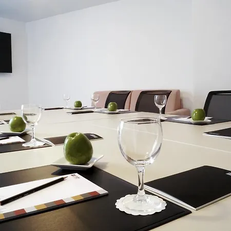 Hsh Mitte Apartahotel 4*