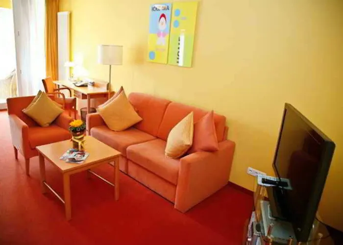 Apartahotel Hsh Mitte 4*